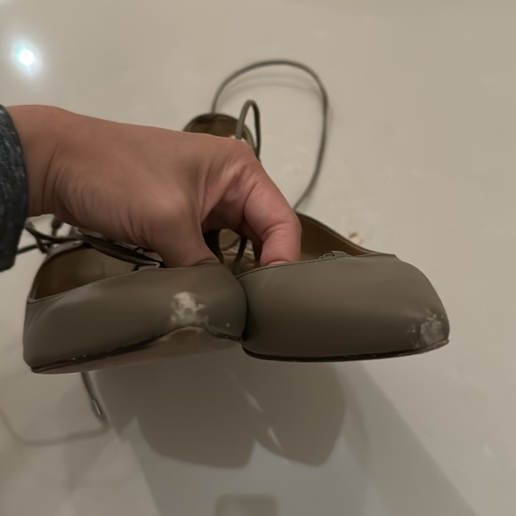 Saks fifth avenue taupe leather lace up mini heels 5.5 - Picture 3 of 3